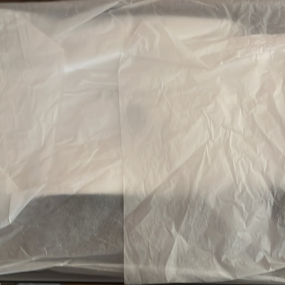 Men’s Size 10 (43) Versace Sneakers - Picture 2 of 12